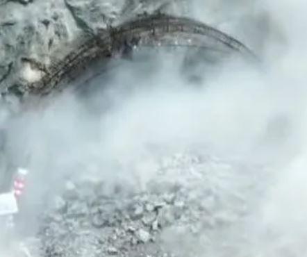 വയനാട് തുരങ്കപാതയുടെ ഫസ്റ്റ് ബ്ലാസ്റ്റ് നടത്തി, പ്രതിപക്ഷ പ്രചാരണത്തിനെതിരായ “ബ്ലാസ്റ്റ്” എന്ന് നിഗമനം